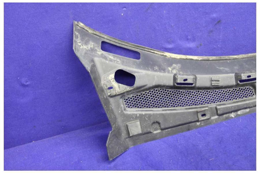 2003 2004 2005 2006 Chevrolet SSR Convertible Truck Windshield Cowl Vent Panel - The Parts Farm