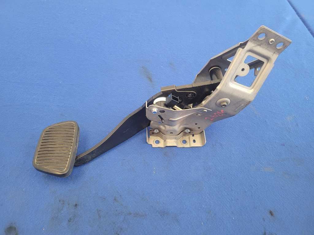 2010-2015 Chevrolet Camaro SS Pedal Box Brake Automatic Transmission A/T 2626 - The Parts Farm