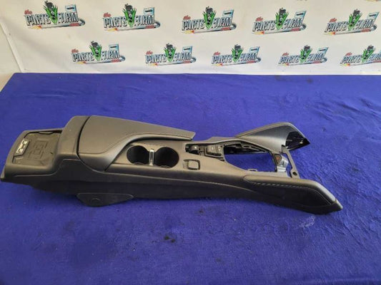 2016-2018 Chevrolet Camaro SS Center Console Front Floor Leather Storage 2344 - The Parts Farm