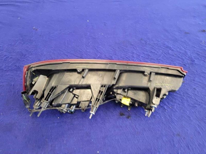 2016-2018 Chevrolet Camaro SS Driver Left LH Taillight Lamp Lens Brake 2344Light - The Parts Farm