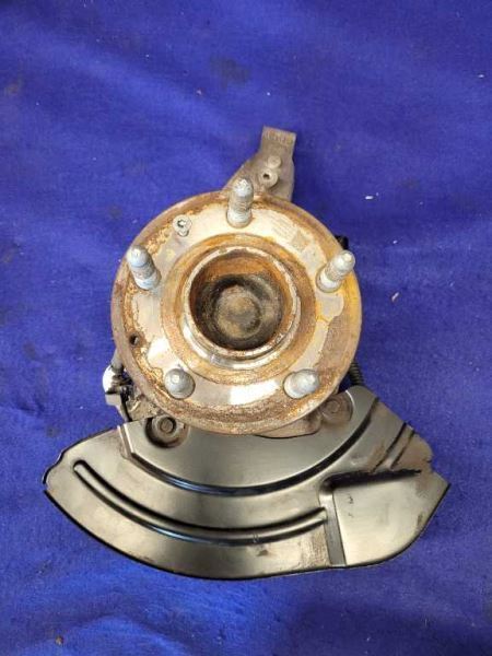 2016-2020 Cadillac CTS V 6.2 LT4 Sedan Front Passenger Right Spindle Knuckle - The Parts Farm