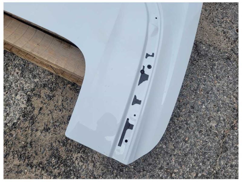 2016-2023 Chevrolet Camaro SS LT1 6.2L Rear Tonneau Cover Convertible White 1213 - The Parts Farm