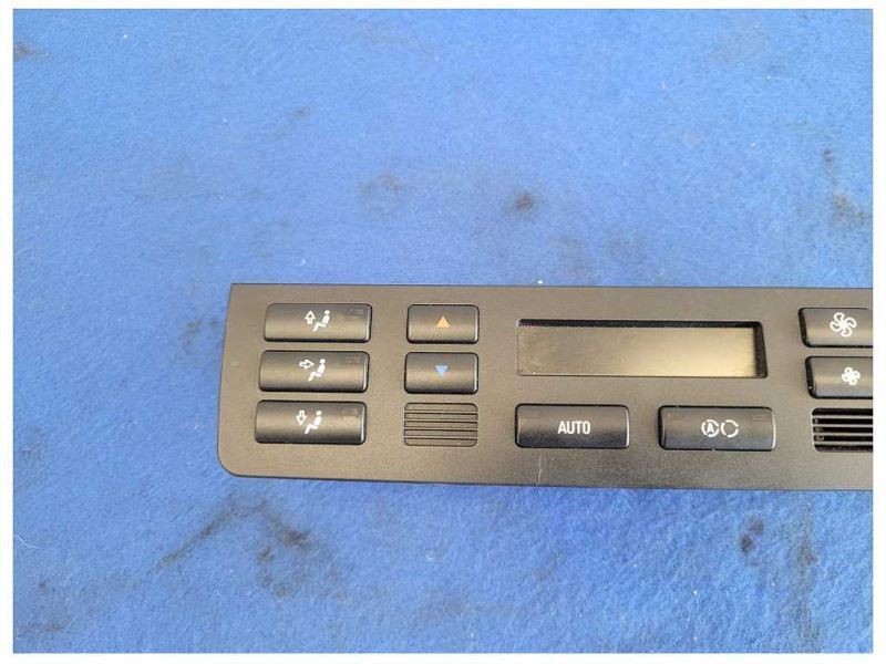 2001-2006 BMW M3 E46 M/T Coupe Seat Controls Climate Defrost Screen 1953 - The Parts Farm