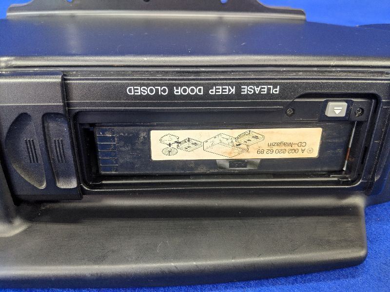 2002 Ford F150 02-04 Mountaineer 02-03 Explorer Am-Fm-Cd 6 Disk Audio Radio - The Parts Farm