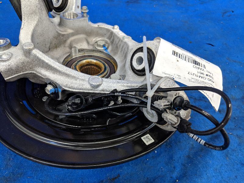 2017-2019 Chevrolet Camaro SS Passenger Right RH Rear Knuckle Hub Spindle - The Parts Farm