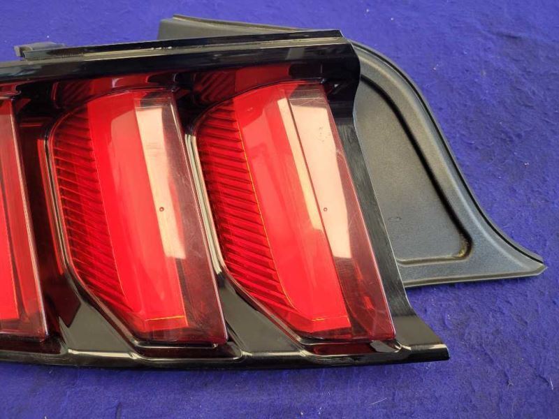 2015-2017 Ford Mustang GT S550 Driver Left LH Taillight Lamp Brake Lens OEM - The Parts Farm