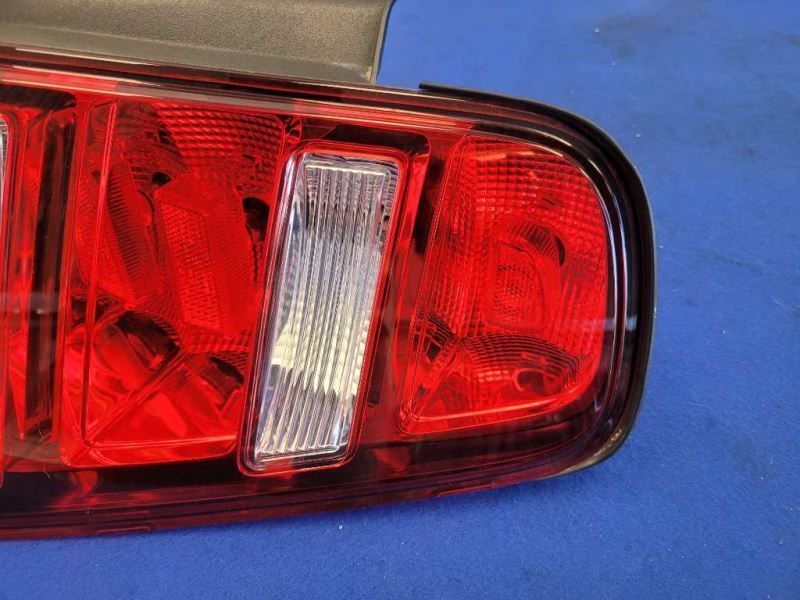 2010-2012 Ford Mustang GT Passenger RH Tail Light Lamp Brake Lens Red 2470 - The Parts Farm