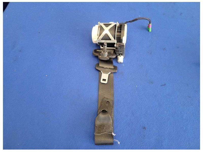 2008-2009 Pontiac G8 Sedan 6.0L V8 Passenger Front Seat Belt Retractor 2529 - The Parts Farm