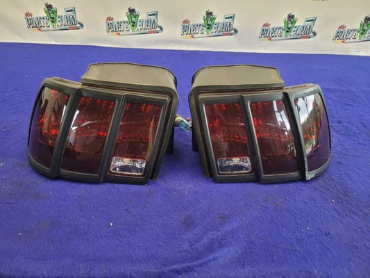 1999-2004 Ford Mustang Cobra SVT DOHC Pair Tinted Taillight Brake Lens Lamp 2312