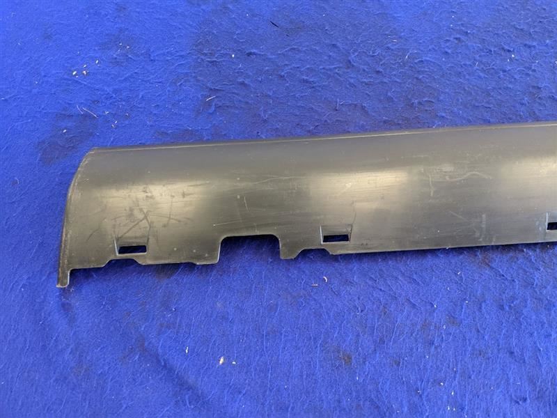 2005-2009 Ford Mustang GT Passenger Right RH Rocker Panel Moulding NEW TAKE OFF - The Parts Farm