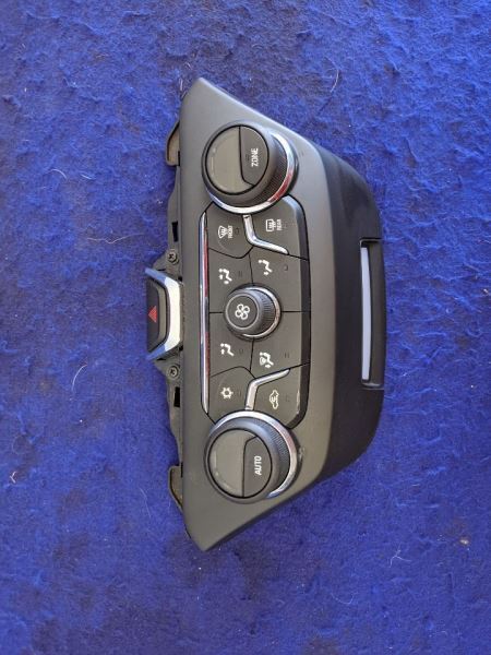 2016-2017 Chevrolet Caprice Sedan HVAC AC Switch Temperature Control 92278339