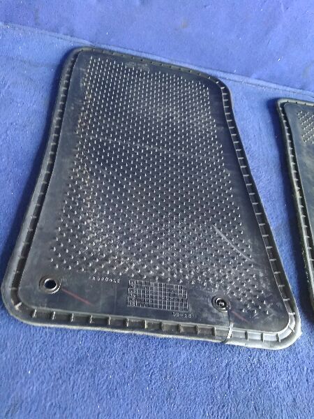 2010-2015 CAMARO SS LT ZLE RS FRONT CARPET FLOOR MATS PAIR DRIVER PASSENGER OEM - The Parts Farm