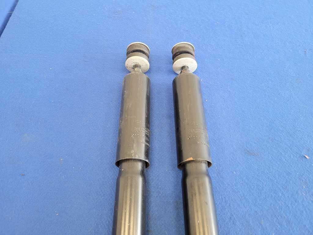 2023 Ford F250 F-250 Super Duty Truck 4x4 Pair Front Shocks Suspension 2558 - The Parts Farm