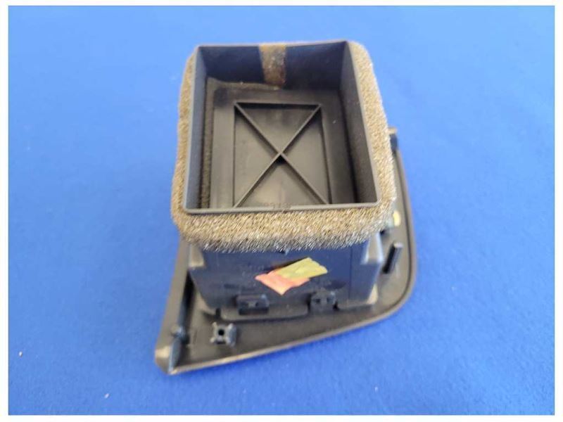 2003-2004 Mercury Marauder 4.6L 4v Vent Passenger Right Dash Panel 2534 - The Parts Farm