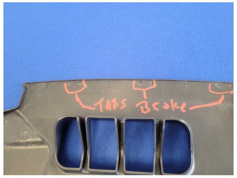 2019-2020 Ford Ranger Pickup Truck Sight Shield Radiator Cover *Broke Tabs* 2499 - The Parts Farm