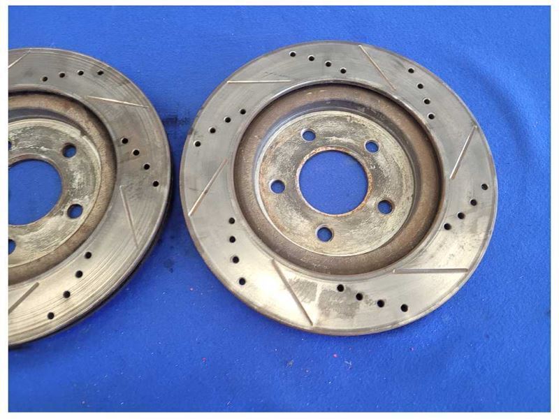 2005-2014 Ford Mustang GT S197 Pair Brake Calipers Rear Rotors Used 2530 - The Parts Farm