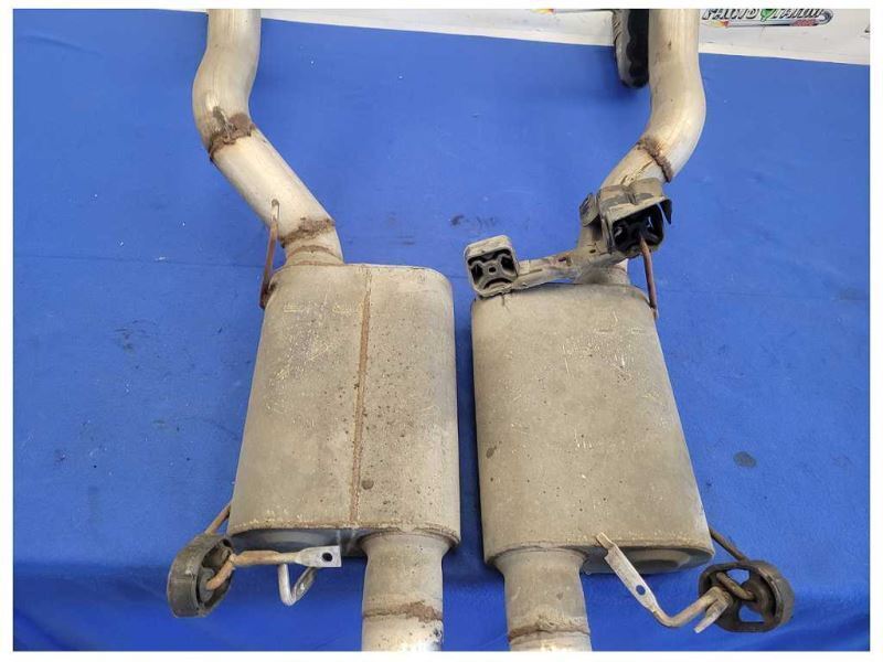 2011-2014 Ford Mustang GT Magnaflow Mufflers Pair Exhaust Tip Dual 2468 - The Parts Farm
