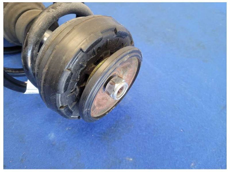 2010-2015 Chevrolet Camaro SS Passenger Front Strut Spring Suspension 2503 - The Parts Farm