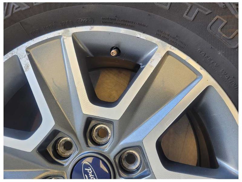 2015-2020 Ford F150 Pickup Truck Wheel 18x7.5 Painted 6 Spoke Silver Tire 2509 - The Parts Farm
