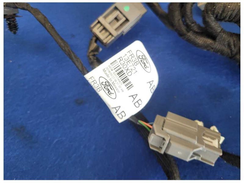 2018 Ford Mustang GT S550 5.0L Convertible Dash Harness Automatic Trans 2494 - The Parts Farm