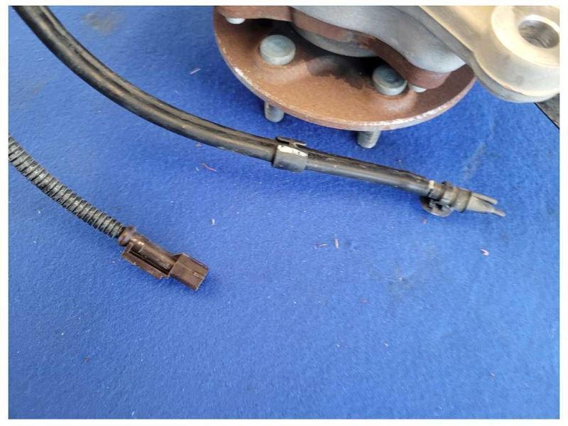 2015-2017 Ford F150 4x4 Pickup Truck Passenger Front Spindle Knuckle 2580 - The Parts Farm