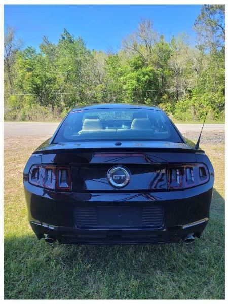 2011-2014 Ford Mustang GT S197 Fuse Box Engine Right Hand Engine Bay 2352 - The Parts Farm