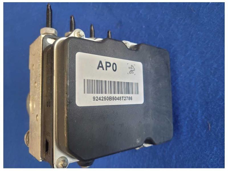 2012-2015 Chevrolet Camaro SS ABS Anti-Lock Brake Module Pump Front Switch 2554 - The Parts Farm