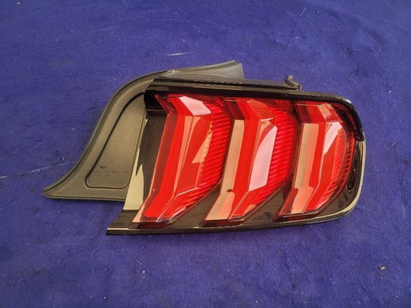 2018-2023 Ford Mustang GT S550 Passenger Right Taillight Lamp Brake Lens 2214 - The Parts Farm