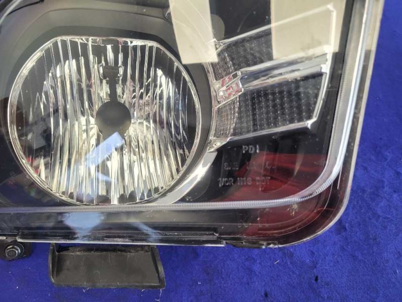 2005-2006 Ford Mustang GT 4.6L Passenger Front Headlight Lamp Lens 2422 - The Parts Farm