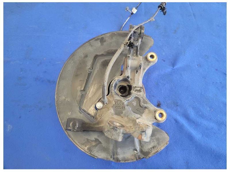2015-2017 Ford Mustang GT S550 Driver Left Front Spindle Knuckle Hub 2504 - The Parts Farm