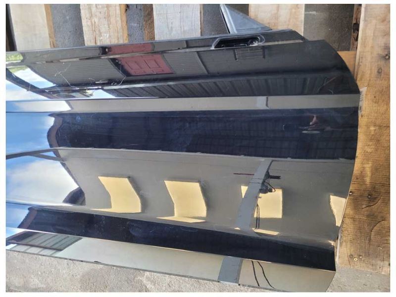 2015-2023 Ford Mustang GT S550 Passenger Coupe Door Shell Paint G1 2594 - The Parts Farm