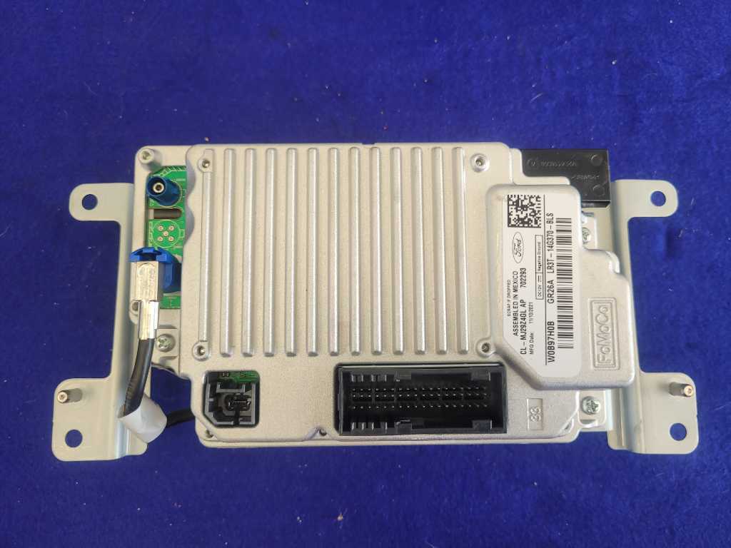 2021 Ford Mustang GT S550 Audio Info AM FM Radio Receiver Screen Display 2393 - The Parts Farm