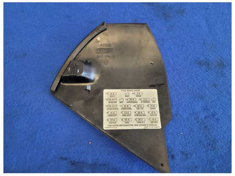 1993 Chevrolet Camaro Z28 Coupe Fuse Box Cover Panel Trim Molding 2546 - The Parts Farm