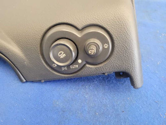 2003-2006 Chevrolet SSR Pickup Truck Lower Column Cover Light Switch 2432