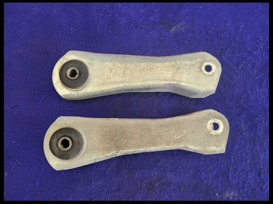 1994-1998 Ford Mustang GT Cobra Lower Control Arms Rear Back Axle Top Mount - The Parts Farm