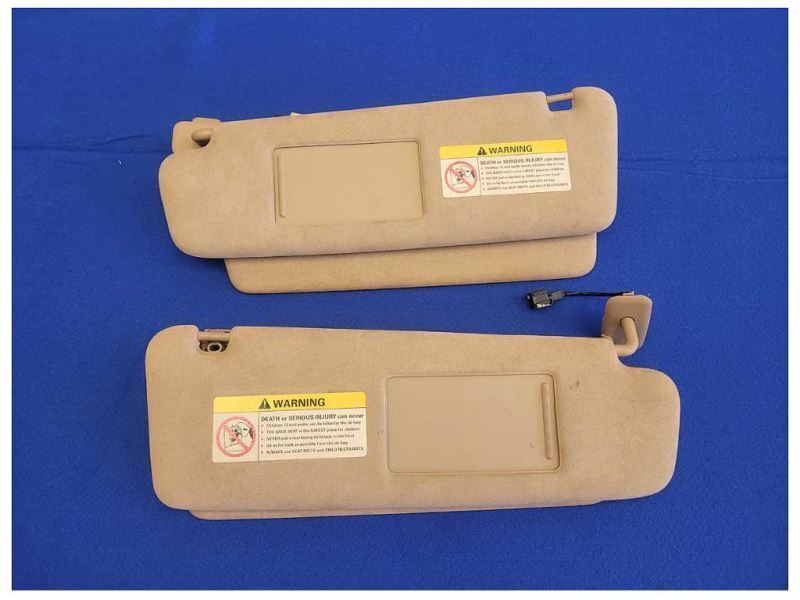 2004-2006 Porsche Cayenne Turbo 4.5L Pair Sun Visors Shade Mirror Tan 2137 - The Parts Farm