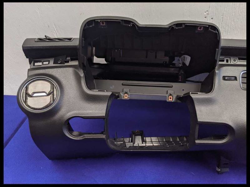 2010-2011 Chevrolet Camaro SS Dash Panel Board Vent Swap Gauge Kit - The Parts Farm