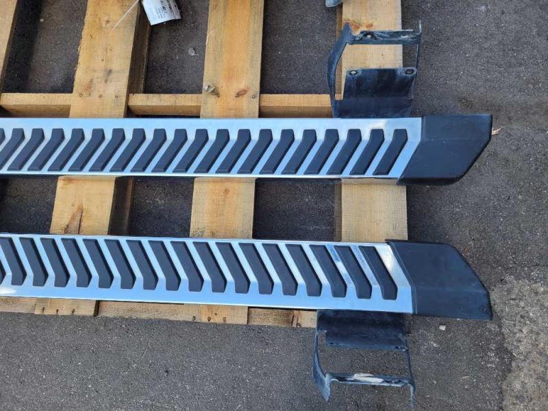 2017-2020 Ford F350 Pickup Truck Pair Running Boards Step Up Nerf Side Lift - The Parts Farm