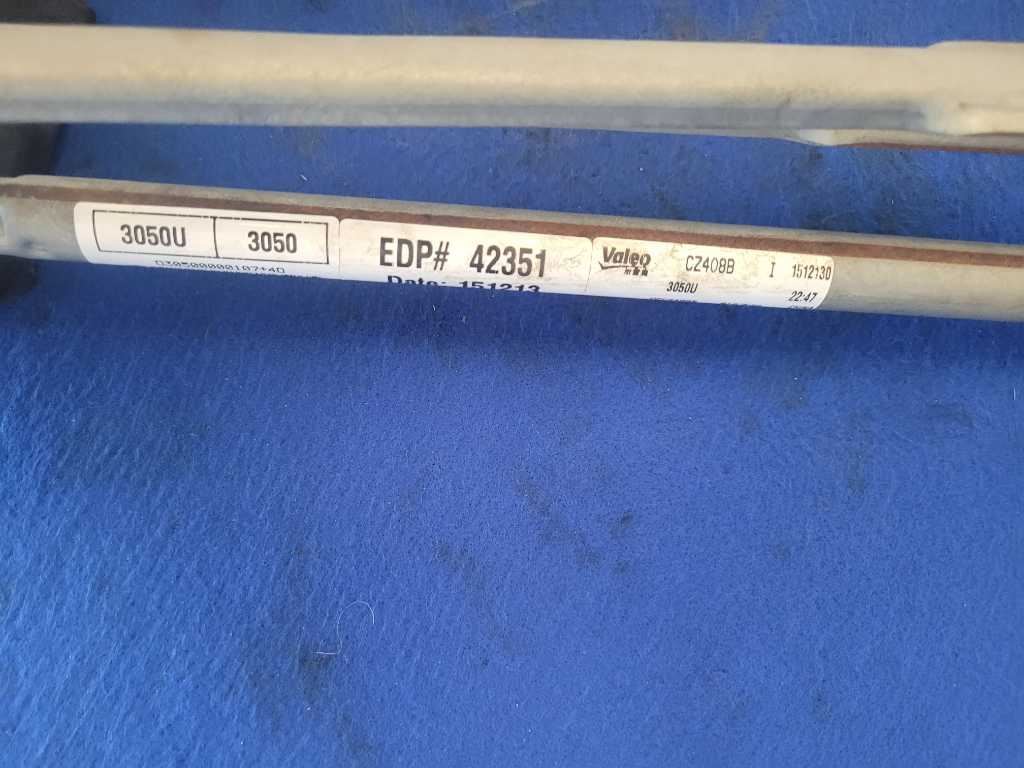 2014-2017 Chevrolet SS 6.2L Sedan Windshield Wiper Motor Linkage Front 2602 - The Parts Farm