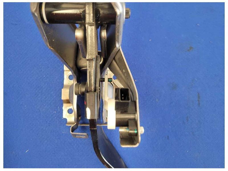 2010-2015 Chevrolet Camaro SS Coupe Brake Pedal Assembly Cage 2588 - The Parts Farm