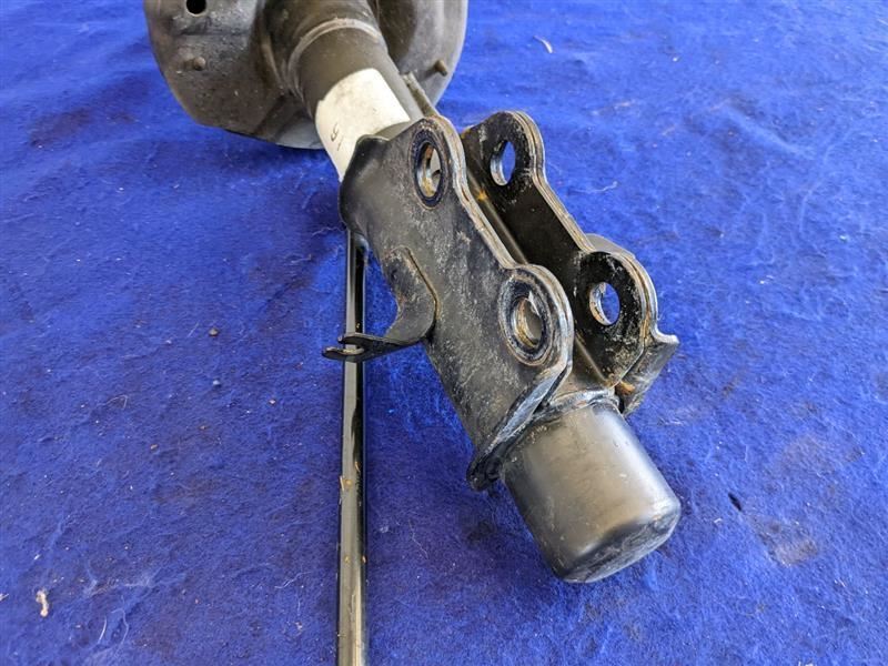 2013-2015 Chevrolet Camaro SS Driver Left LH Strut Spring Front FE4 Suspension - The Parts Farm