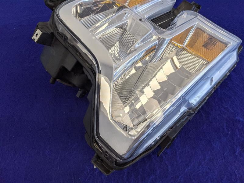 2015-2017 Ford F150 Pickup Truck Driver Headlight Halogen Bright Light Lamp Fron - The Parts Farm