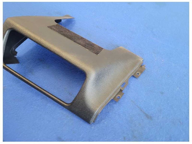 1993 Chevrolet Camaro Z28 Coupe Bezel Radio AC HVAC Trim Console 2546 - The Parts Farm