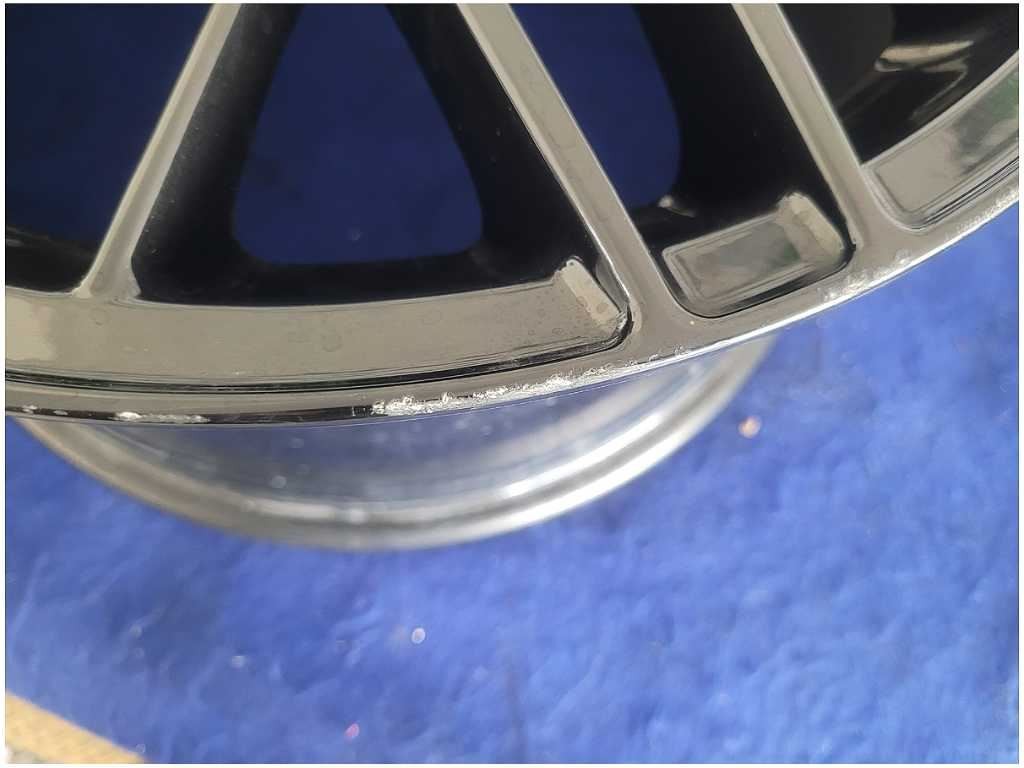 47647631