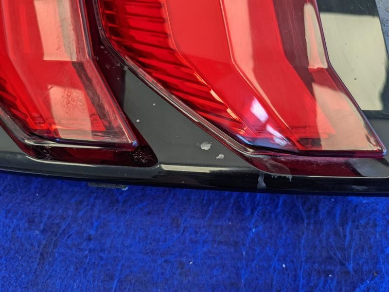 2018-2023 Ford Mustang GT S550 Driver Left LH Taillight Lamp Brake Lens Red - The Parts Farm