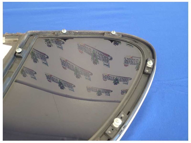 2004-2006 Porsche Cayenne Turbo 4.5L Passenger Rear Quarter Glass 2137 - The Parts Farm