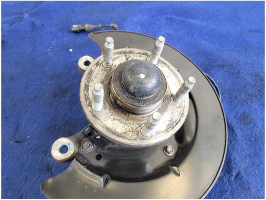2005-2010 Ford Mustang GT S197 Driver Front Spindle Knuckle Hub 2838