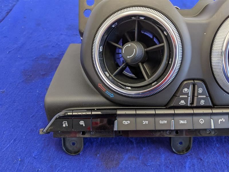 2016-2017 Chevrolet Camaro SS Temperature Control Dual Zone Opt CJ2 ID 84078980 - The Parts Farm