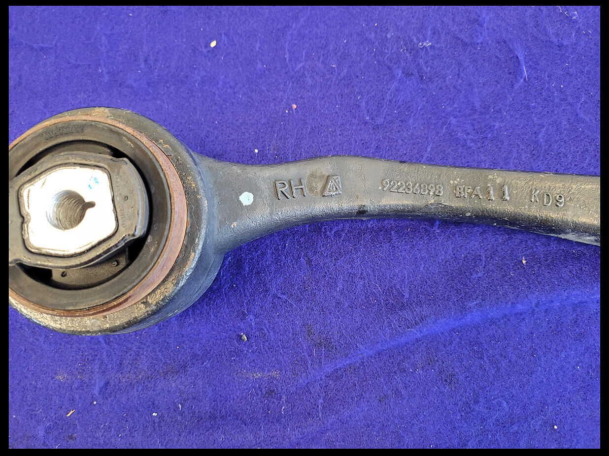 2010 Chevrolet Camaro SS Passenger Right RH Front Lower Control Arm Pair OEM - The Parts Farm