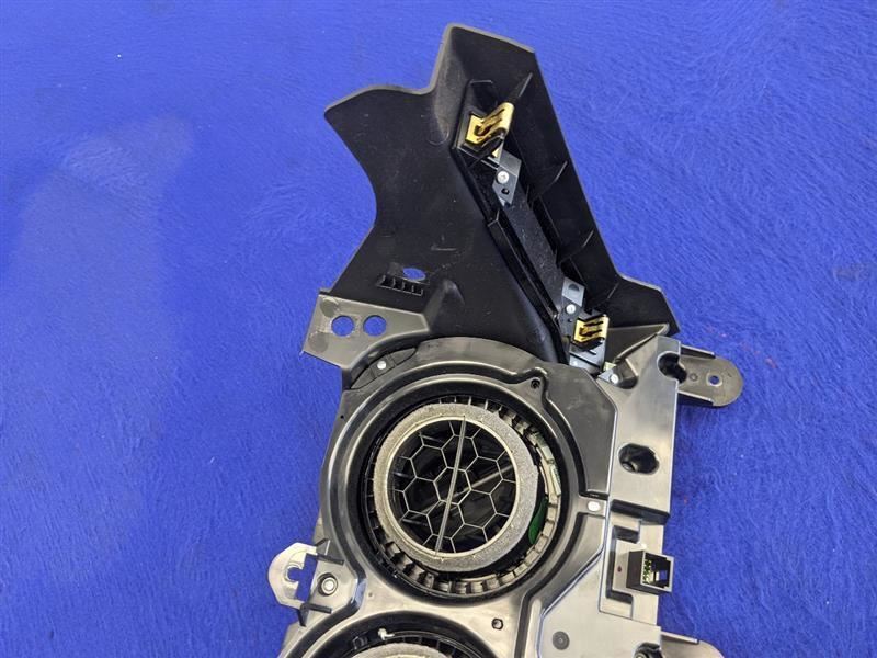 2016-2017 Chevrolet Camaro SS Single Climate A/C Heat Control Panel OEM - The Parts Farm